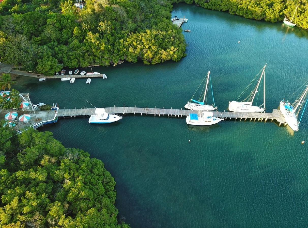 Puerto Blanco Marina & Hotel Luperon Екстер'єр фото